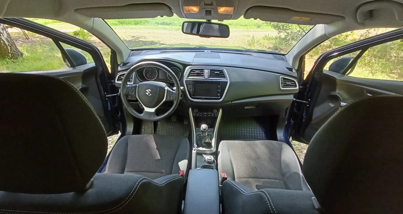 Suzuki SX4 cena 56000 przebieg: 110000, rok produkcji 2017 z Pabianice małe 137